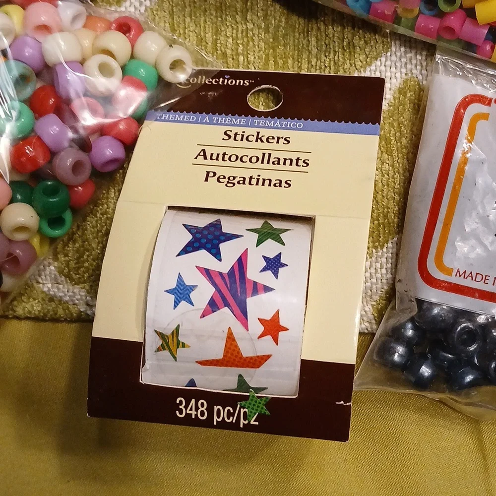 Colorful Bead and Sticker Set for Crafting - Picture 4 of 7